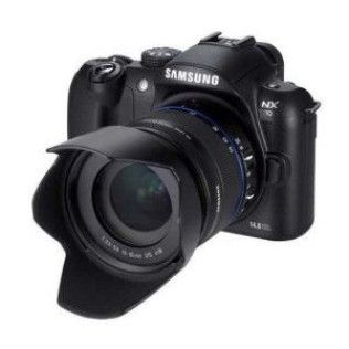 Samsung NX10 + Objectif 30mm