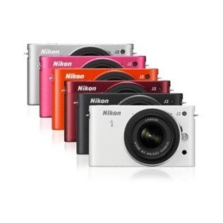 Nikon 1 J2 (Blanc) + Nikkor 10-30mm