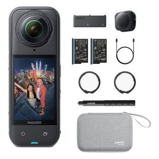 Insta360 X5 Essentials Bundle